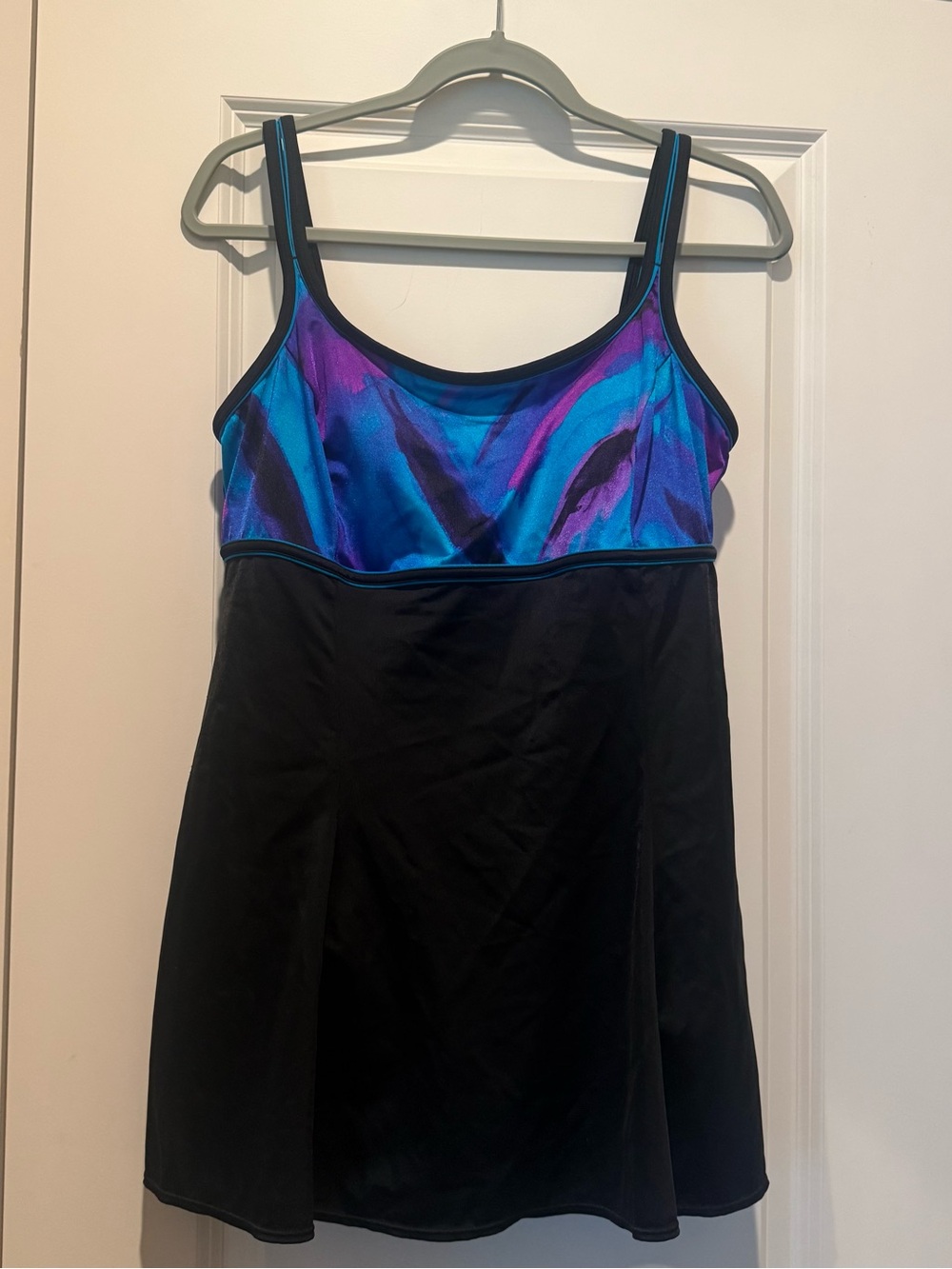 Longitude Black Blue Purple Swimsuit Built In Bra Tummy Control Size 14